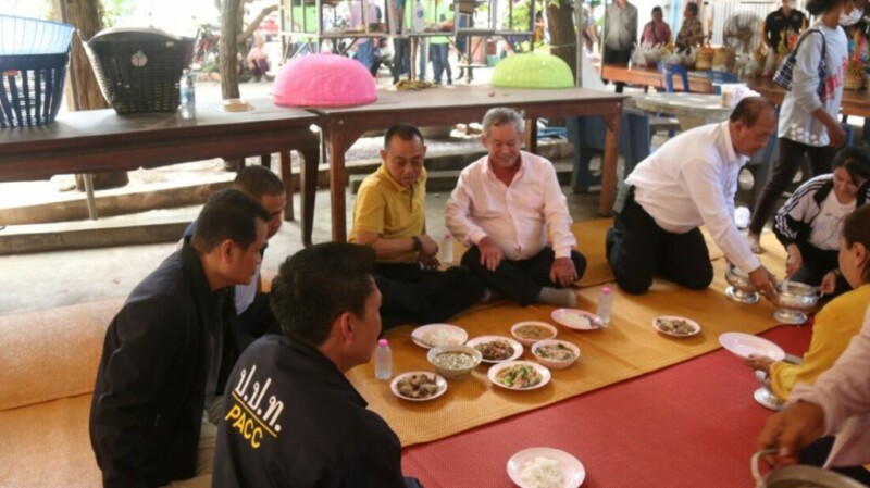 18 อรหันต์! “บิ๊กเต่า” ตั้งคณะกรรมการฯแก้ปัญหาขัดแย้ง “วัดบางคลาน” 135 Raider-Reporter.com ข่าวไรเดอร์รีพอร์ตเตอร์ เกาะติดข่าวล่าสุด ทุกเหตุการณ์ ข่าวสังคมการเมือง ข่าวอาชญากรรม ข่าวด่วนวันนี้ Raider-Reporter.com ข่าวไรเดอร์รีพอร์ตเตอร์ เกาะติดข่าวล่าสุด ทุกเหตุการณ์ ข่าวสังคมการเมือง ข่าวอาชญากรรม ข่าวด่วนวันนี้