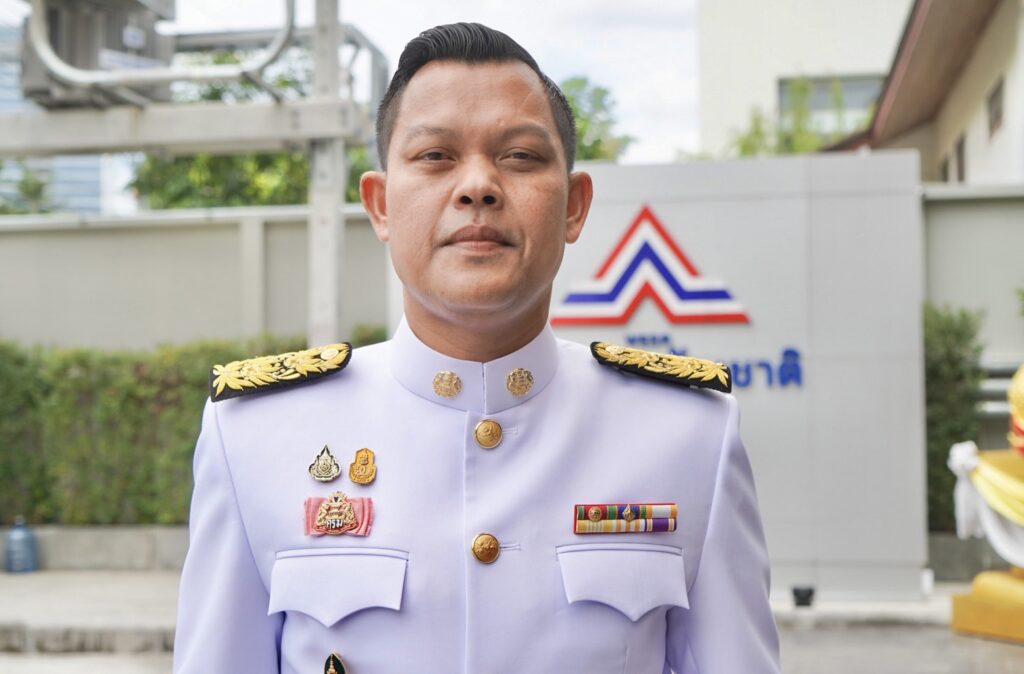 “ธนกร” จี้ ก้าวไกล พูดให้ชัด อย่าตีขลุม ร่าง พ.ร.บ.นิรโทษกรรม ชี้ ต้องไม่รวมผู้ท... 25 Raider-Reporter.com ข่าวไรเดอร์รีพอร์ตเตอร์ เกาะติดข่าวล่าสุด ทุกเหตุการณ์ ข่าวสังคมการเมือง ข่าวอาชญากรรม ข่าวด่วนวันนี้ Raider-Reporter.com ข่าวไรเดอร์รีพอร์ตเตอร์ เกาะติดข่าวล่าสุด ทุกเหตุการณ์ ข่าวสังคมการเมือง ข่าวอาชญากรรม ข่าวด่วนวันนี้